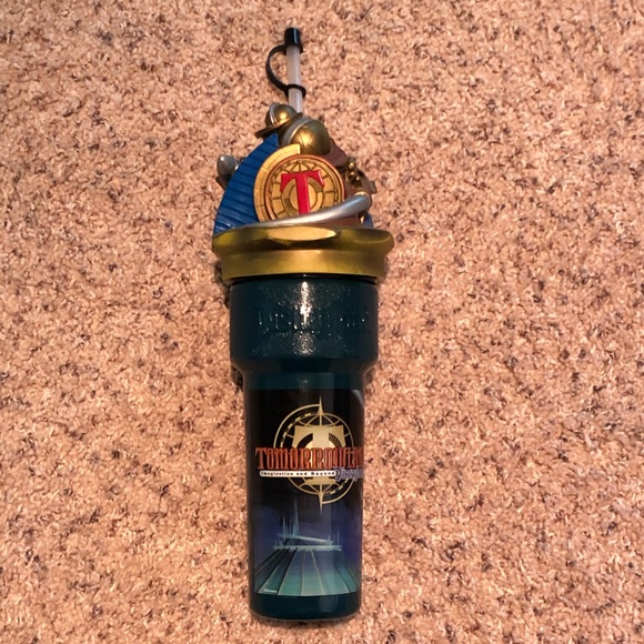 Disneyland Tomorrowland Grand Opening 1998 - Picture 10 of 12